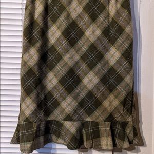 Ann Taylor LOFT ruffle hem plaid skirt size 0